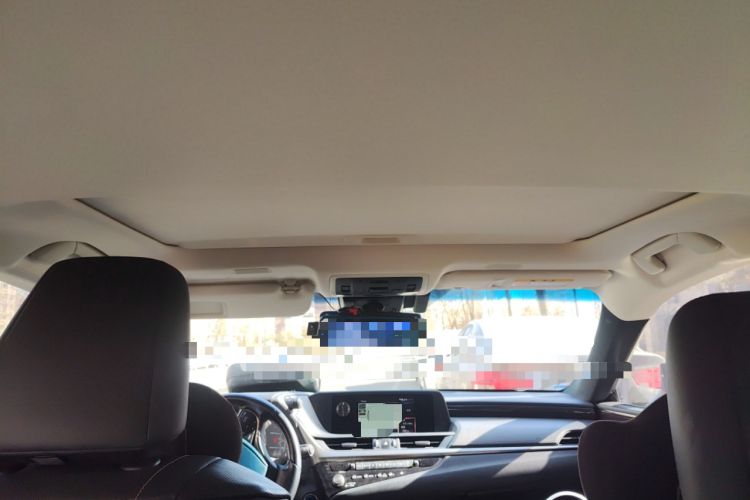 Used Lexus ES 2020 300h Premium Edition Headliner
