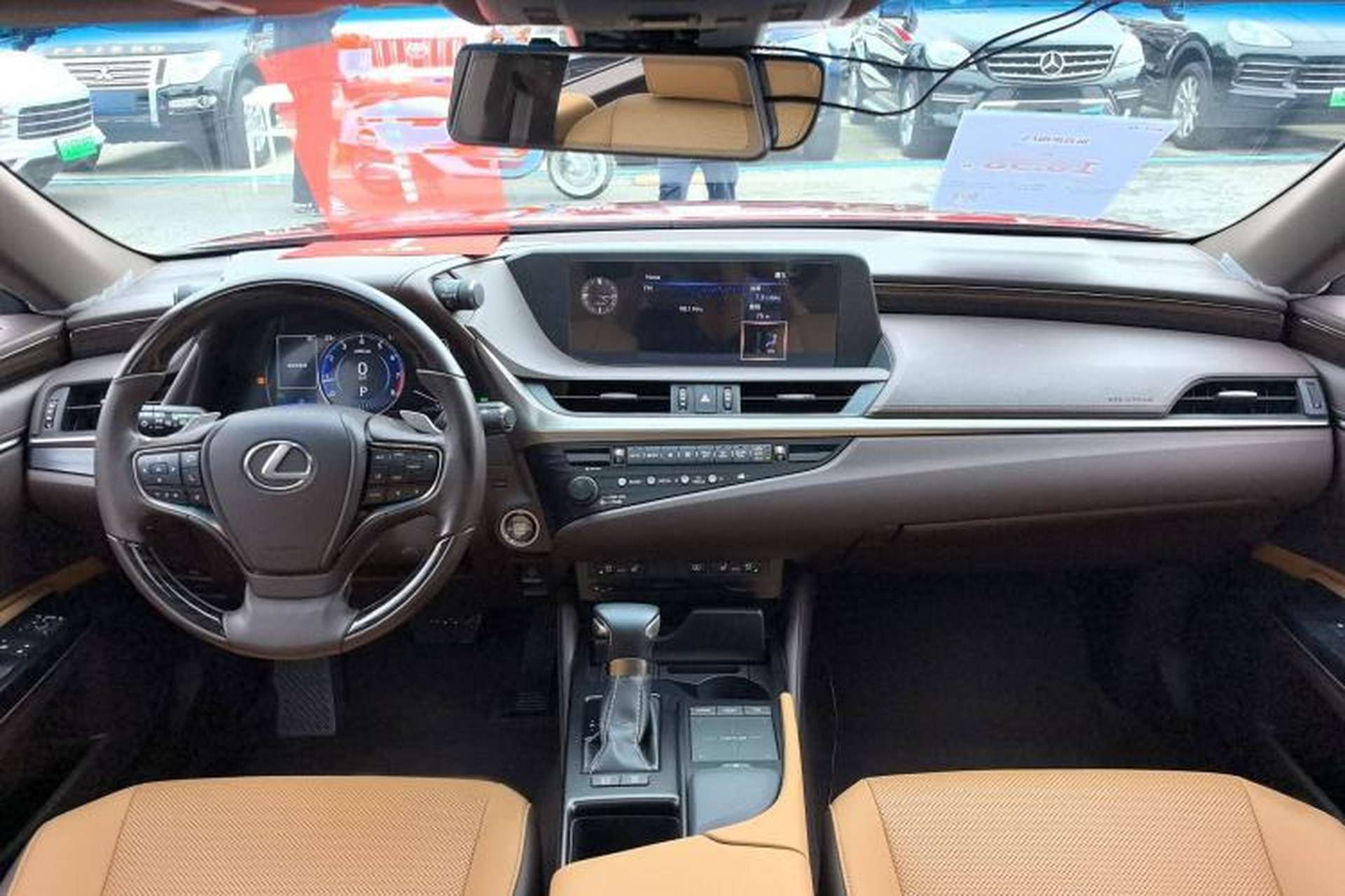 Used Lexus ES 2020 200 Luxury Edition Interior 1