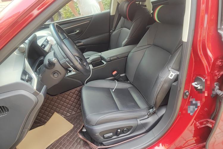 Used Lexus ES 2020 200 Excellence Edition Left Front Seat