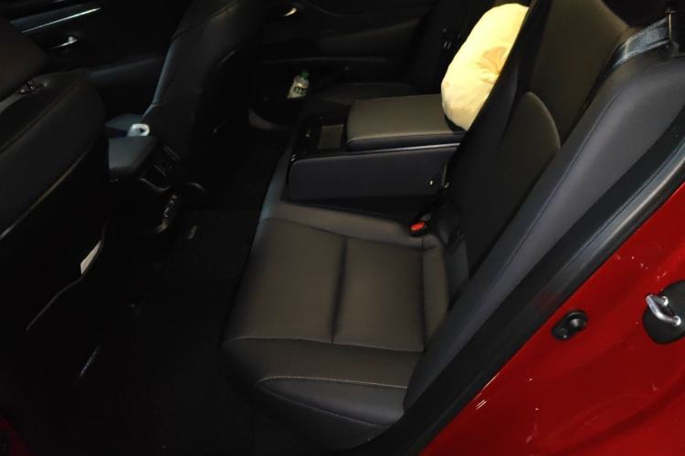 Used Lexus ES 2020 200 Excellence Edition Left Rear Seat