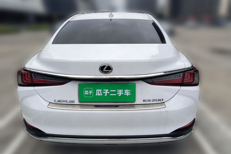 Used Lexus ES 2020 200 Excellence Edition Rear
