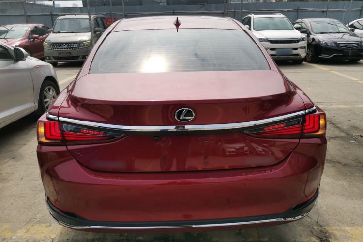 Used Lexus ES 2020 200 Excellence Edition Rear