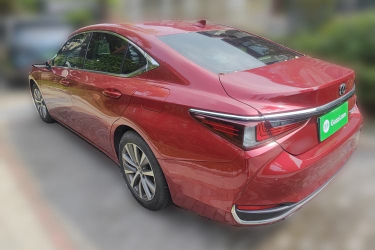 Used Lexus ES 2020 200 Excellence Edition Rear Left 45 Deg