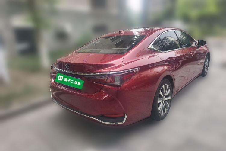 Used Lexus ES 2020 200 Excellence Edition Rear Right 45 Deg
