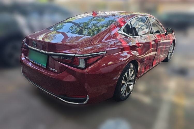 Used Lexus ES 2020 200 Luxury Edition Rear Right 45 Deg