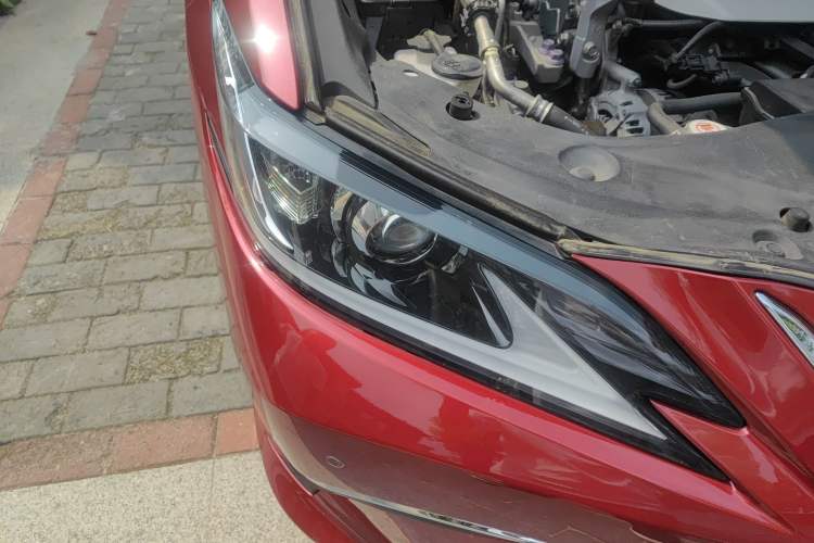 Used Lexus ES 2020 200 Excellence Edition Right Front Headlight