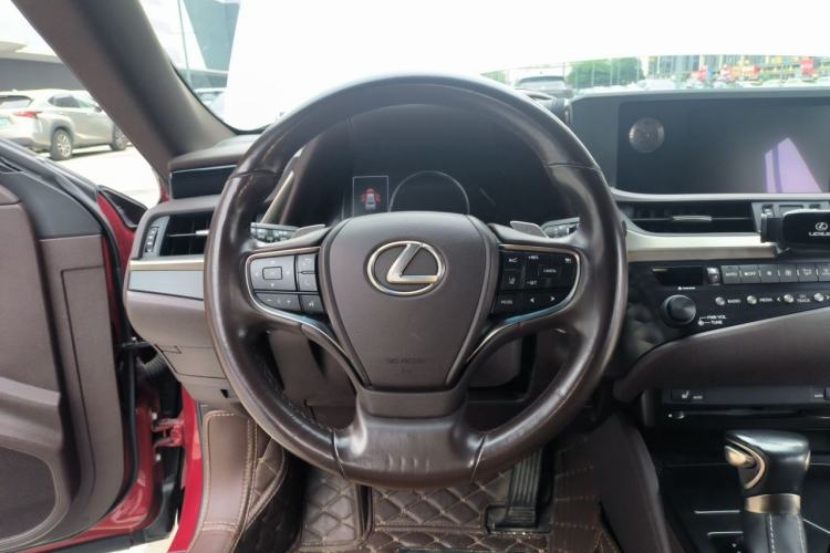 Used Lexus ES 2020 200 Excellence Edition Steering Wheel