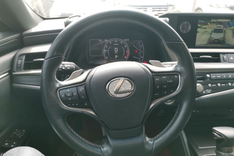 Used Lexus ES 2020 200 Excellence Edition Steering Wheel