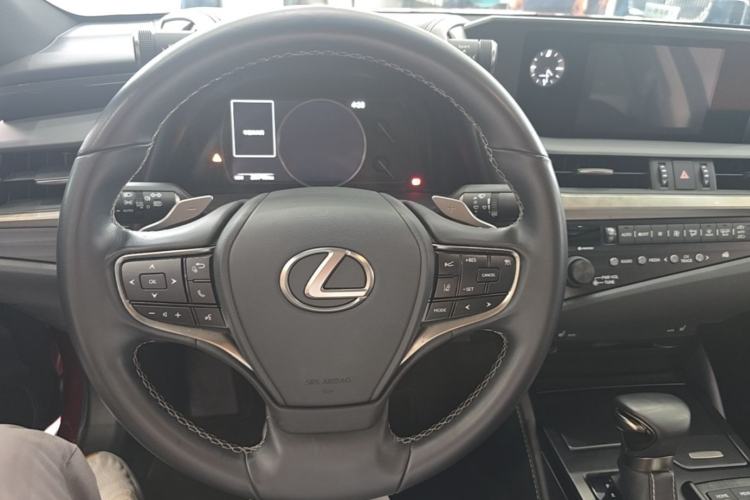 Used Lexus ES 2020 200 Excellence Edition Steering Wheel
