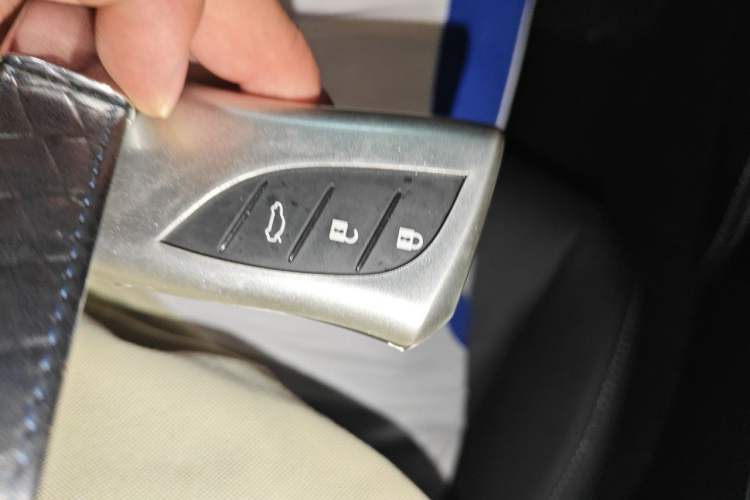 Used Lexus ES 2020 200 Excellence Edition Vehicle Key