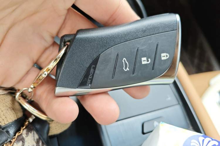 Used Lexus ES 2020 200 Excellence Edition Vehicle Key