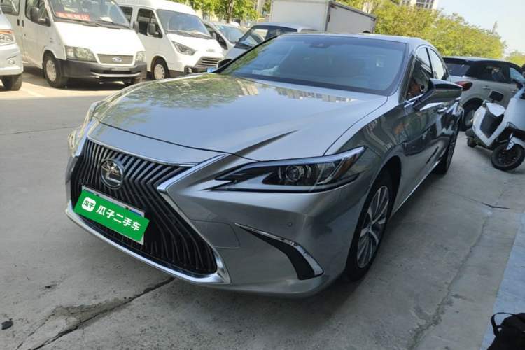 Used Lexus ES 2020 200 Excellence Edition Guazi used car, China used car export, Used car for sale, Used cars, Cheapest cars for sale