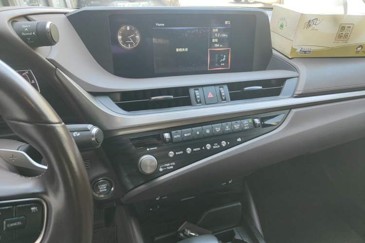 Used Lexus ES 2020 200 Excellence Edition Audio And AC Panel