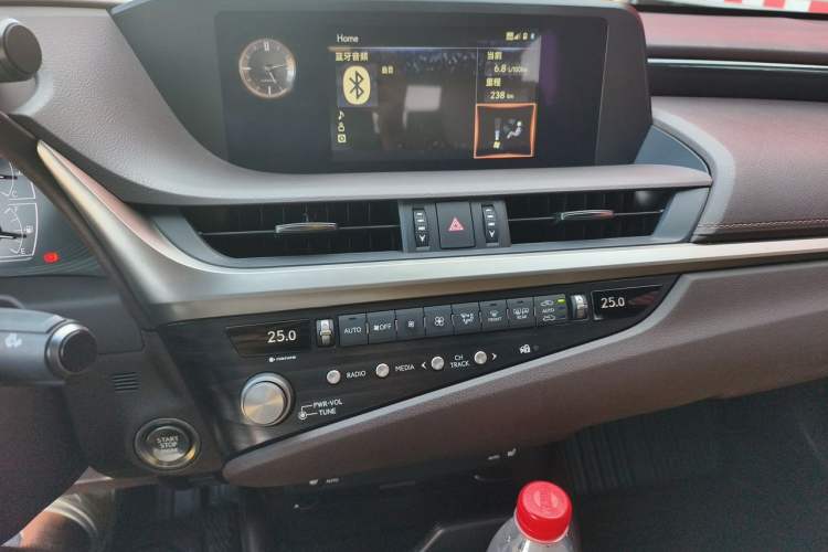 Used Lexus ES 2020 200 Excellence Edition Audio And AC Panel