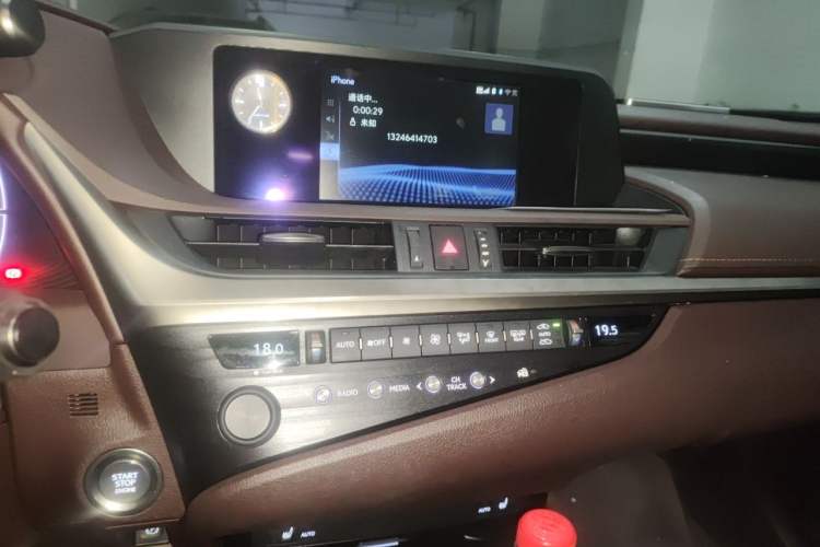 Used Lexus ES 2020 200 Excellence Edition Audio And AC Panel