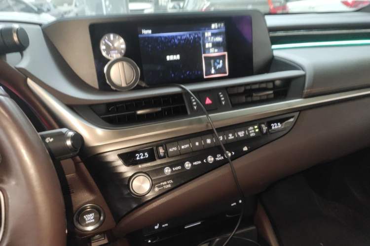 Used Lexus ES 2020 200 Excellence Edition Audio And AC Panel