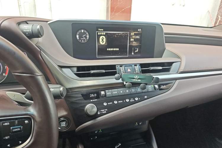 Used Lexus ES 2020 200 Excellence Edition Audio And AC Panel