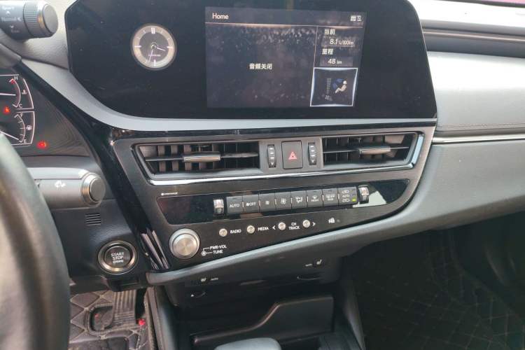 Used Lexus ES 2020 200 Excellence Edition Audio And AC Panel