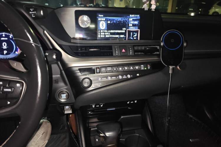 Used Lexus ES 2020 200 Excellence Edition Audio And AC Panel