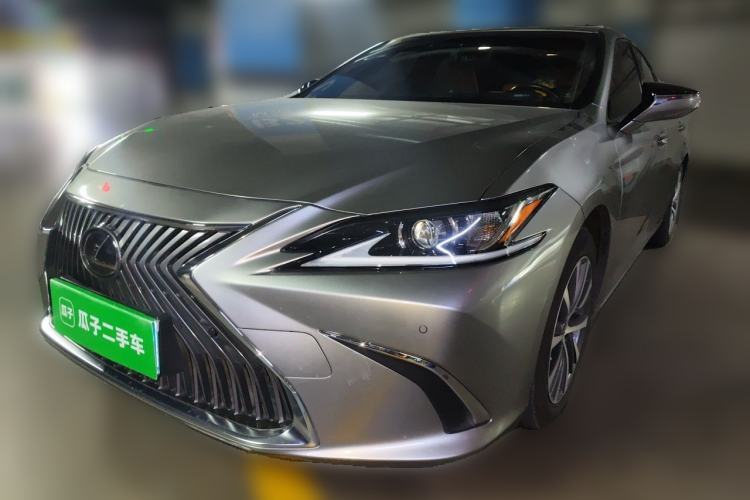 Used Lexus ES 2020 200 Excellence Edition Guazi used car, China used car export, Used car for sale, Used  cars, Cheapest cars for sale