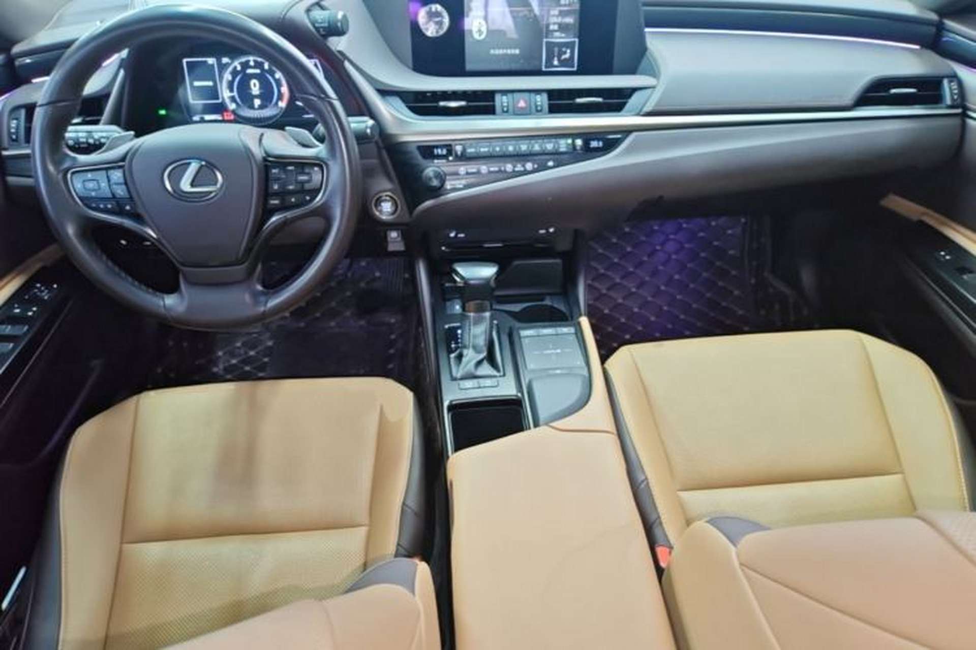 Used Lexus ES 2020 200 Excellence Edition Center Console