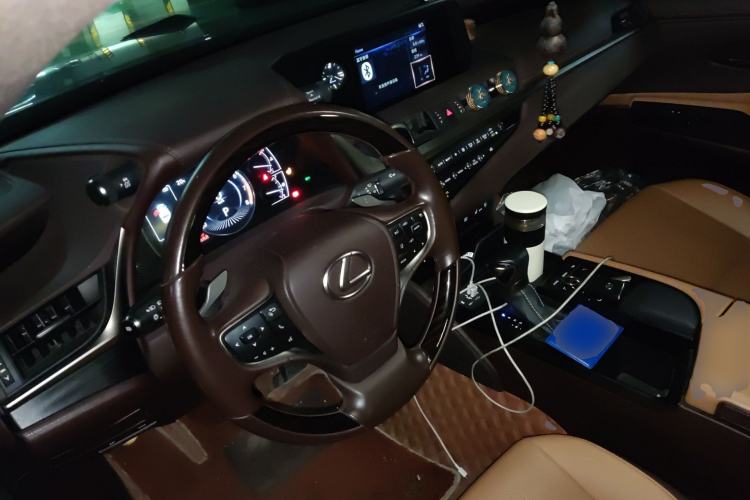 Used Lexus ES 2020 200 Luxury Edition