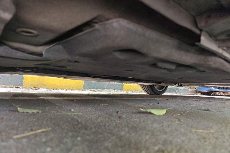 Used Lexus ES 2020 300h Executive Edition Chassis Front Left