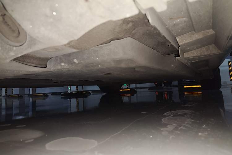 Used Lexus ES  Chassis Front Left