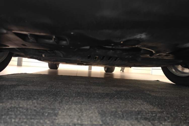 Used Lexus ES 2020 300h Premier Edition Chassis Front