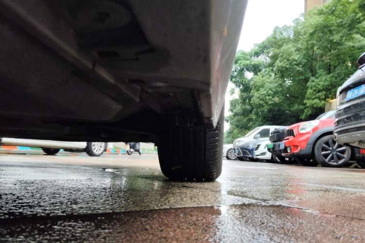 Used Lexus ES 2020 200 Excellence Edition Chassis Front Right