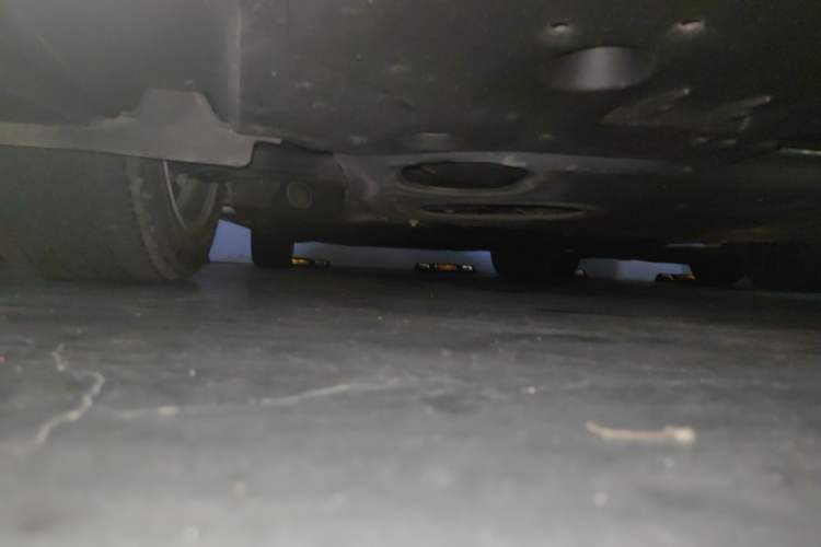 Used Lexus ES 2020 300h Premier Edition Chassis Front Right
