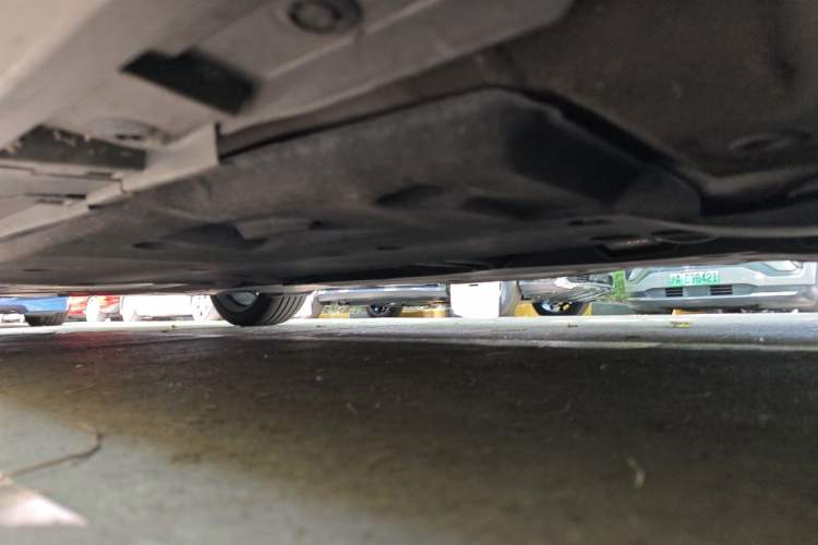 Used Lexus ES 2020 300h Executive Edition Chassis Front Right