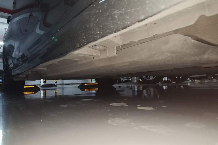 Used Lexus ES  Chassis Front Right