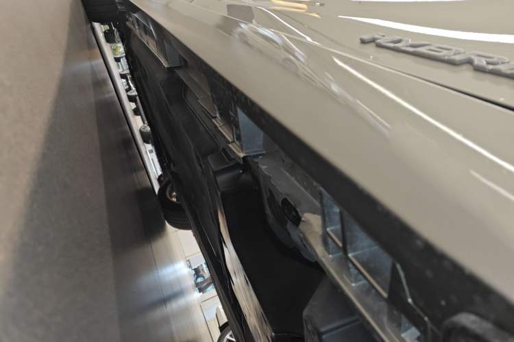 Used Lexus ES 2020 300h Premier Edition Chassis Rear Left
