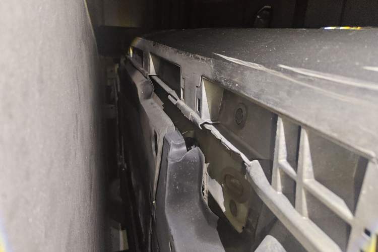 Used Lexus ES 2020 300h Deluxe Edition Chassis Rear Left