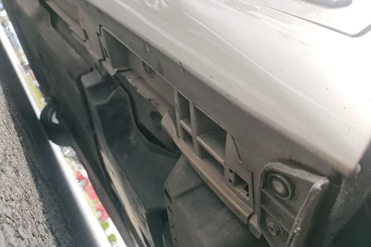 Used Lexus ES 2020 300h Executive Edition Chassis Rear Left