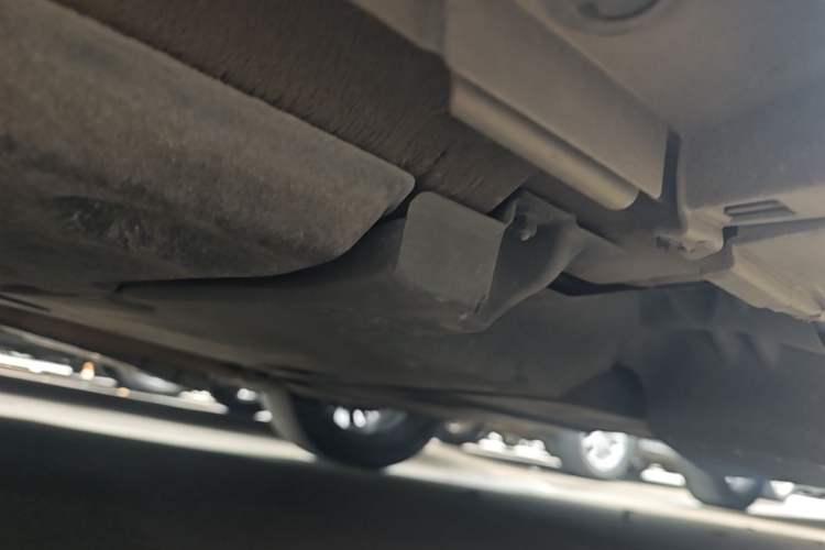 Used Lexus ES 2020 300h Deluxe Edition Chassis Rear Left