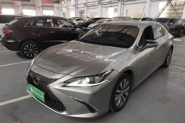 Used Lexus ES 2020 200 Excellence Edition