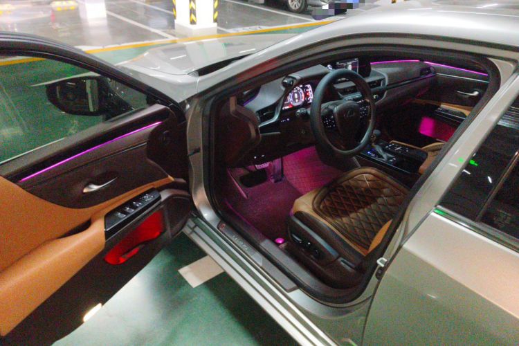 Used Lexus ES 2020 260 Excellence Edition Driver Seat