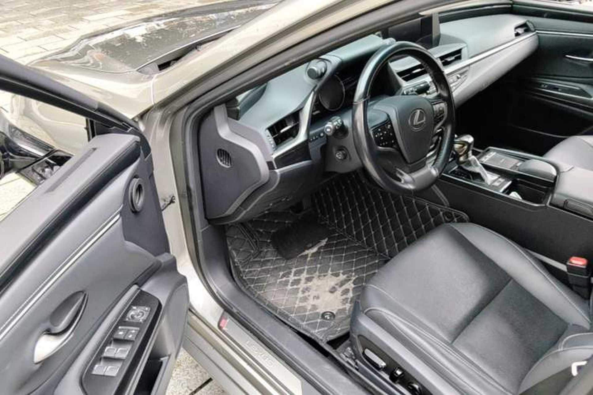 Used Lexus ES 2020 200 Excellence Edition Driver Seat