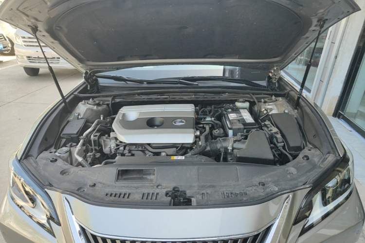 Used Lexus ES 2020 200 Excellence Edition Engine Bay
