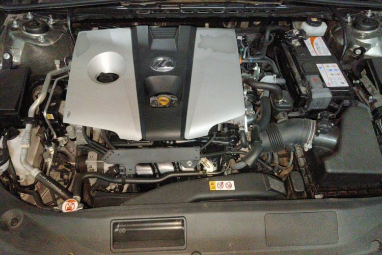 Used Lexus ES 2020 260 Excellence Edition Engine Bay