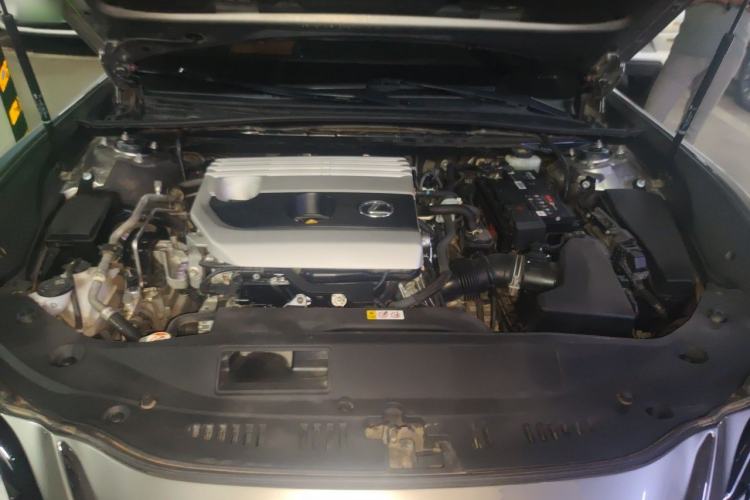 Used Lexus ES 2020 200 Excellence Edition Engine Bay