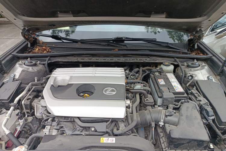Used Lexus ES 2020 200 Excellence Edition Engine Bay