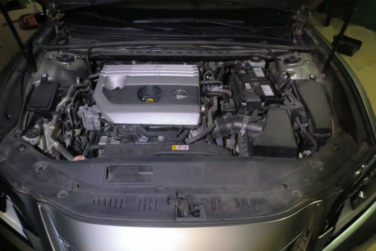 Used Lexus ES 2020 200 Excellence Edition Engine Bay