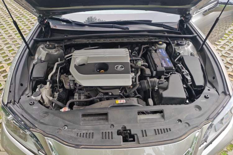 Used Lexus ES 2020 200 Excellence Edition Engine Bay