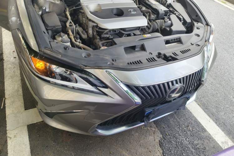 Used Lexus ES 2020 200 Excellence Edition Engine Bay