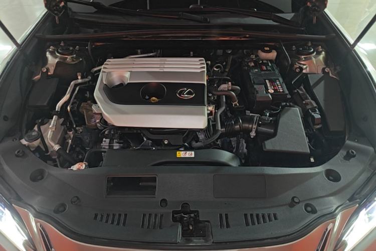 Used Lexus ES 2020 200 Excellence Edition Engine Bay