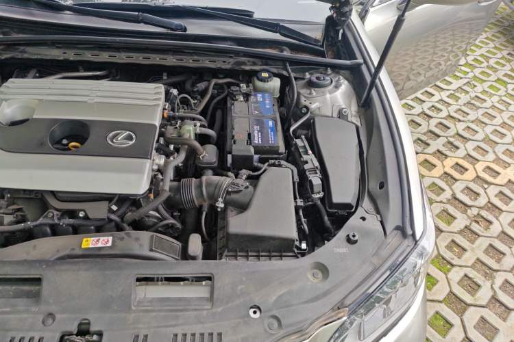 Used Lexus ES 2020 200 Excellence Edition Engine Bay Left