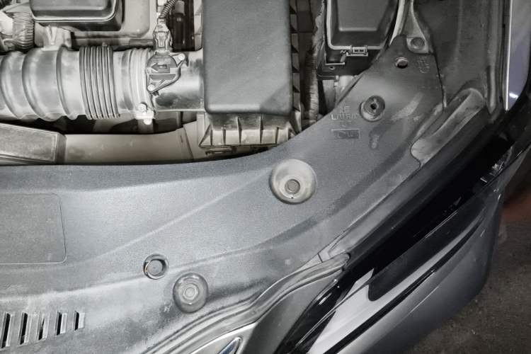 Used Lexus ES 2020 300h Premier Edition Engine Bay Left